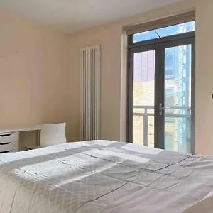 Luxury Apart Bridge Apartment London